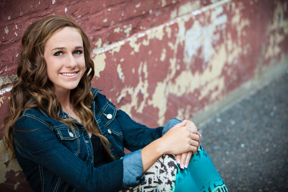 Urban senior portraits session