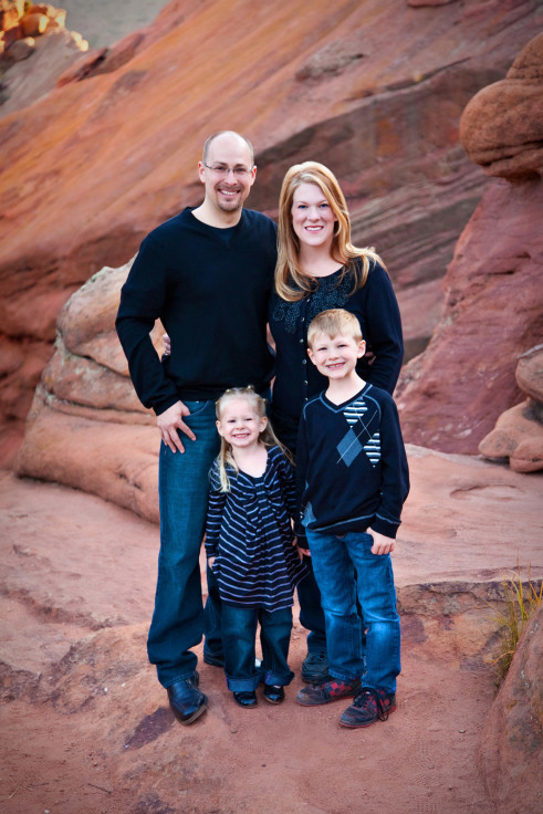 Family portraits at Red Rocks